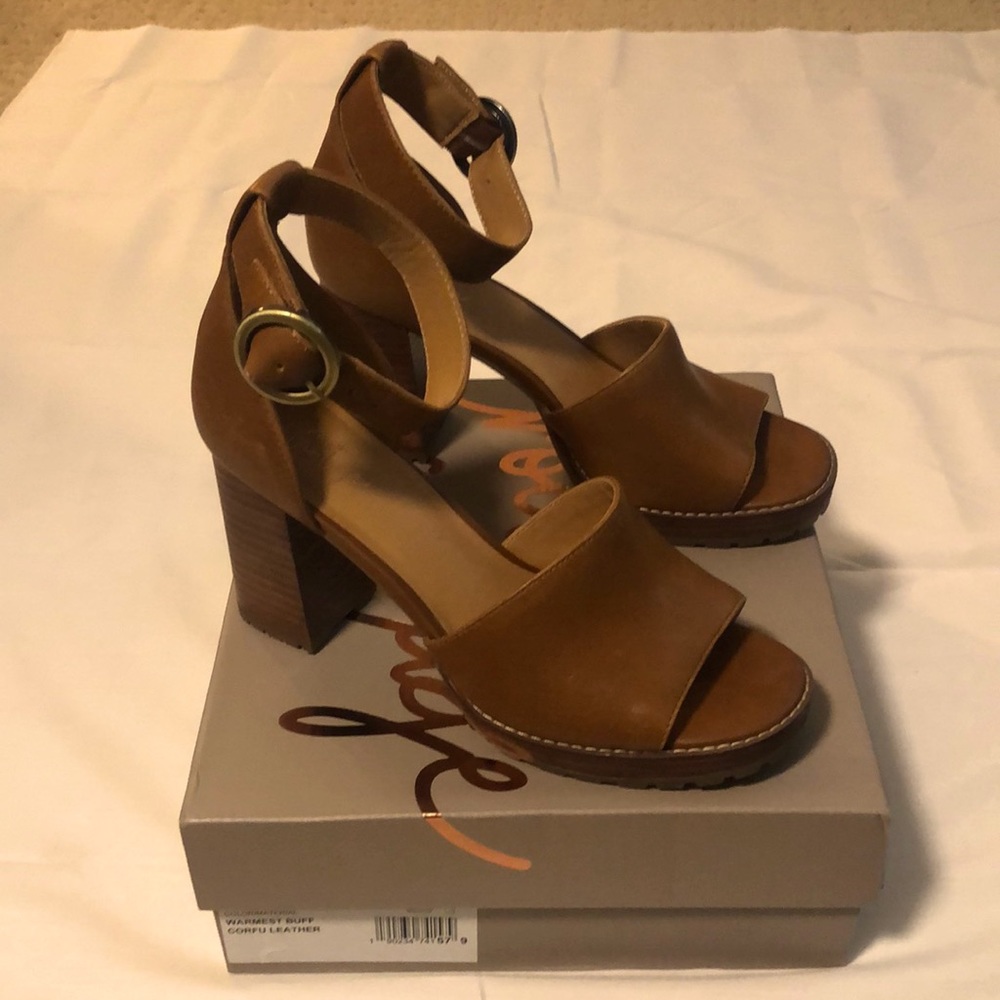 Crown Vintage Cognac Platform Sandal in a size 8.5! Only worn once!